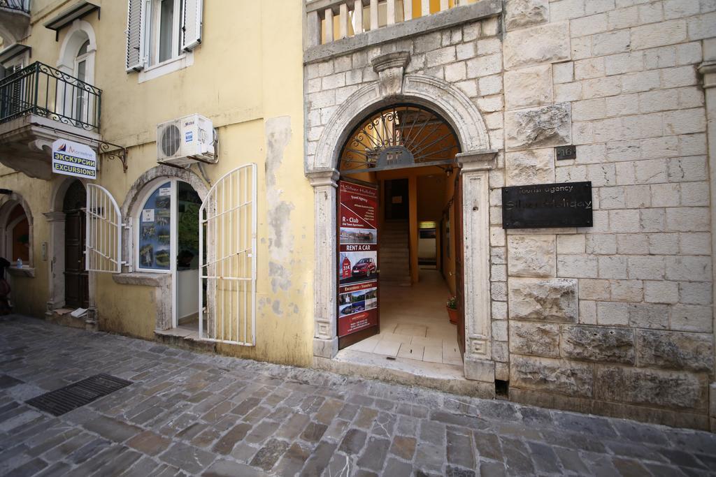 R-Club Old Town Apartments Budva Bagian luar foto