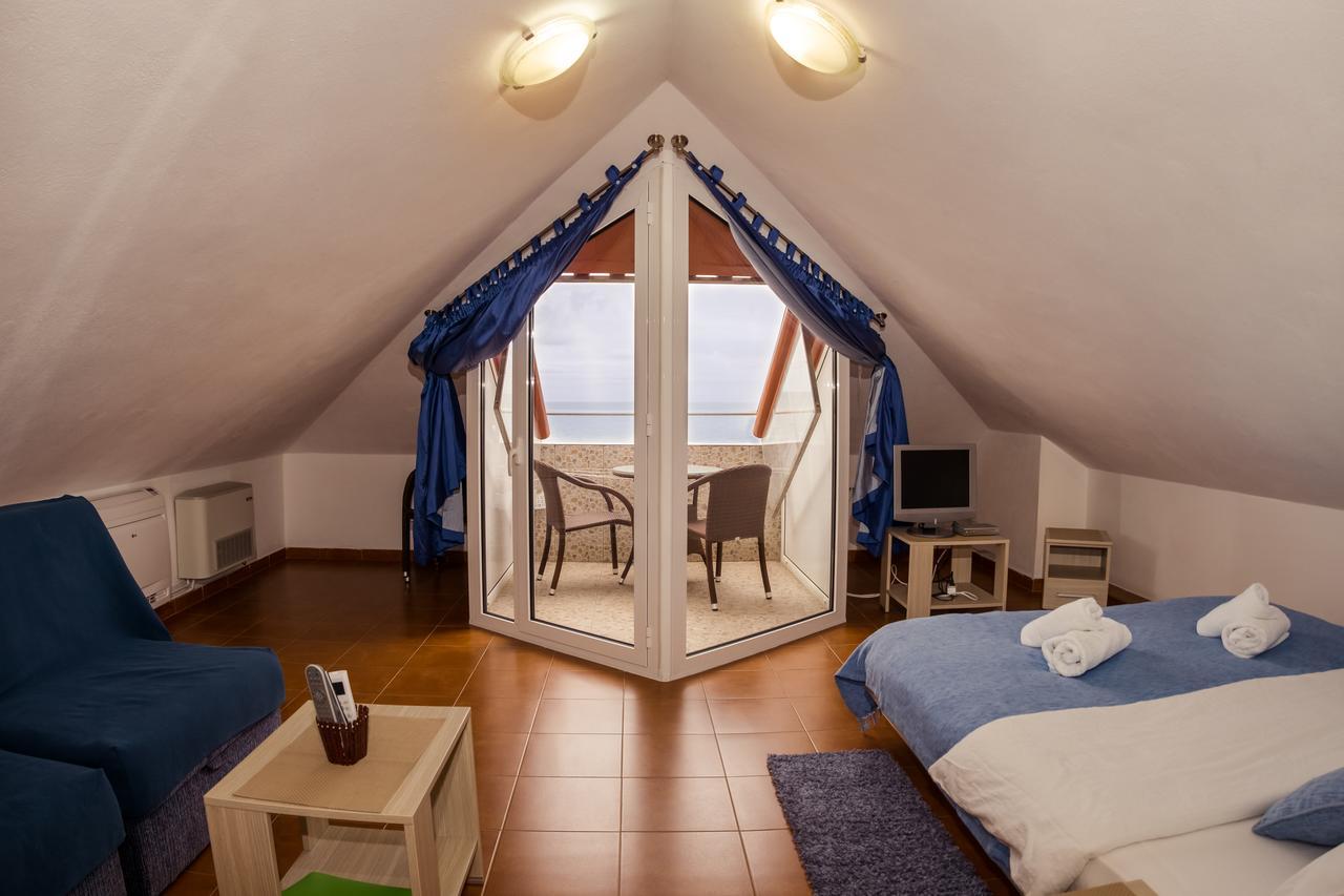 R-Club Old Town Apartments Budva Bagian luar foto