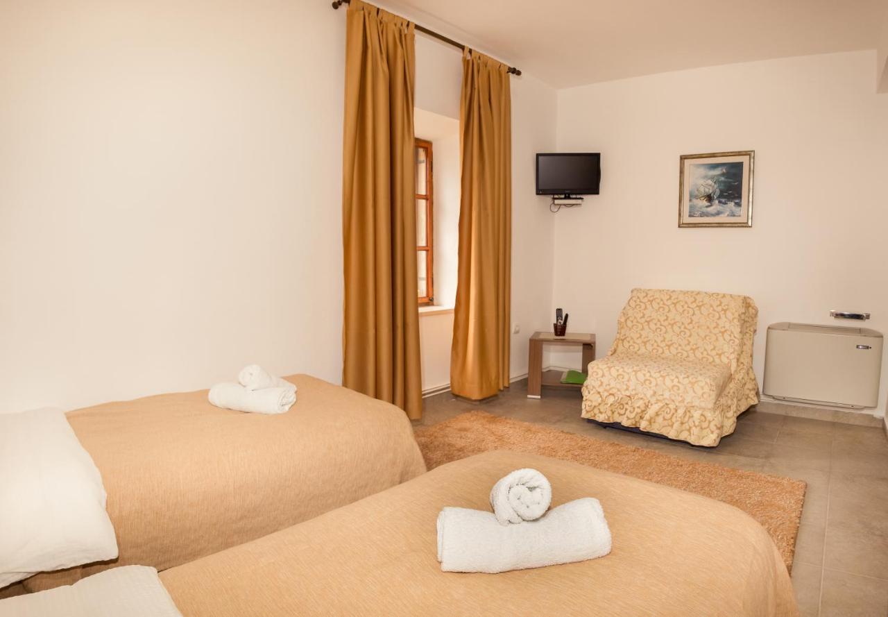 R-Club Old Town Apartments Budva Bagian luar foto