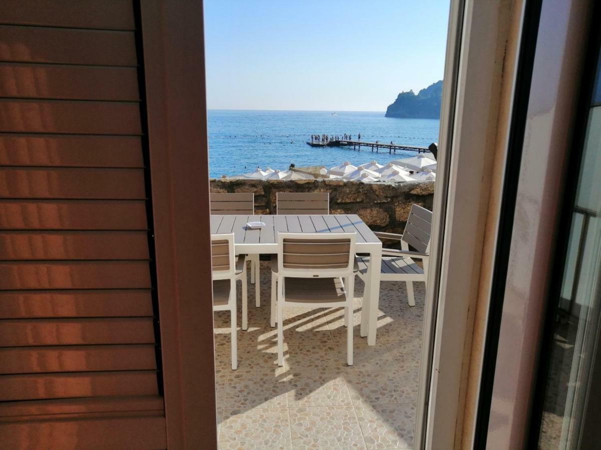 R-Club Old Town Apartments Budva Bagian luar foto